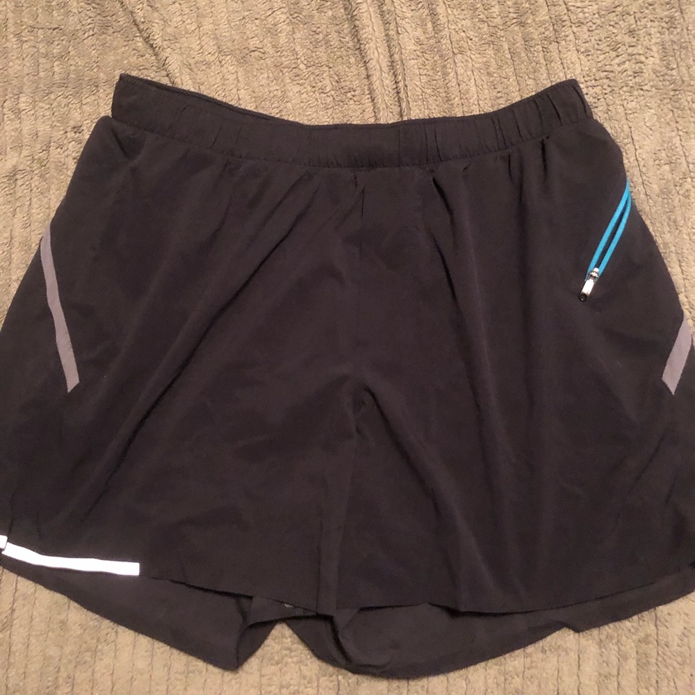 Lulu lemon running shorts